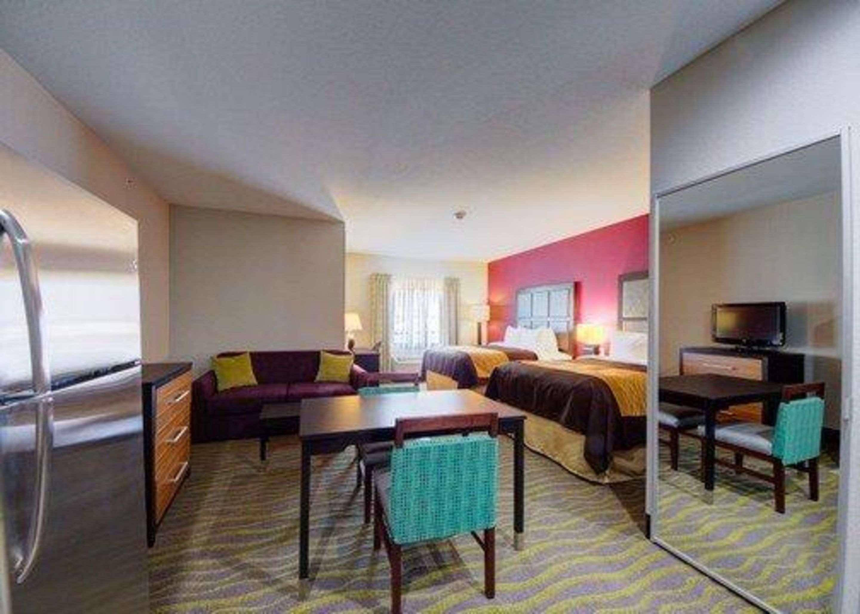Comfort Inn & Suites Tulsa I-44 West - Rt 66 Oakhurst Екстер'єр фото