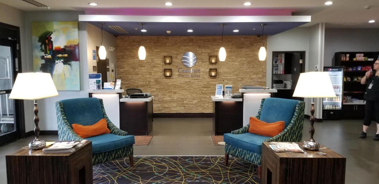 Comfort Inn & Suites Tulsa I-44 West - Rt 66 Oakhurst Екстер'єр фото